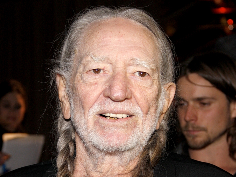 Willie Nelson To Be Inducted Into Rock & Roll Hall of Fame