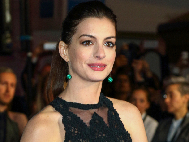 Anne Hathaway Walks Out Of 'Vanity Fair' Photo Shoot To Support Conde Nast Union