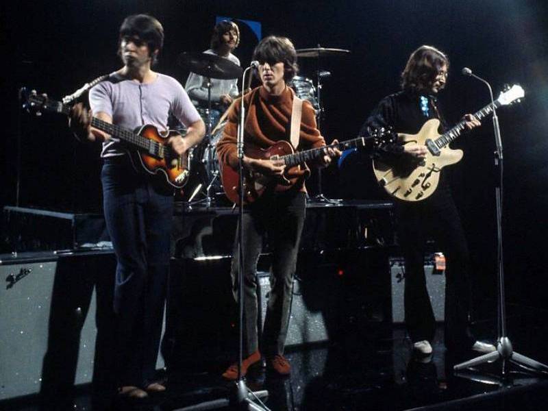 FLASHBACK: THE BEATLES' FINAL PERFORMANCE ON THE APPLE ROOFTOP