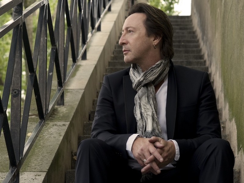 REPORT: JULIAN LENNON INKS NEW DEAL, PREPPING FIRST NEW MUSIC IN NEARLY A DECADE