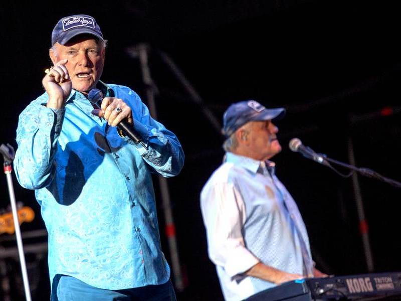 ARE THE BEACH BOYS REUNITING FOR 60th ANNIVERSARY???