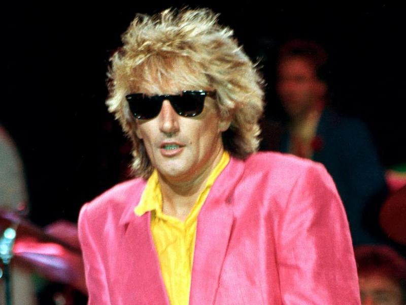 ROD STEWART REMEMEBERS EARLY SONGWRITING TROUBLES