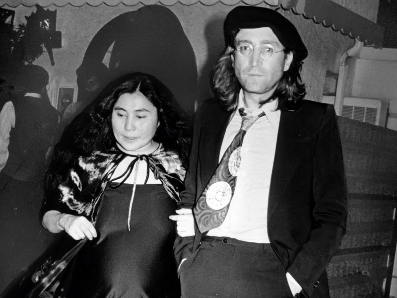45 YEARS AGO: JOHN LENNON ALLOWED TO STAY IN AMERICA | Nights with ...