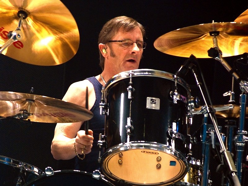 AC/DC DRUMMER REVEALS HOW HE REJOINED THE BAND