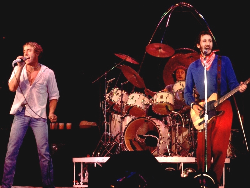 PETE TOWNSHEND RECALLS KEITH MOON’S DEATH BEING A MUSICAL LIBERATION