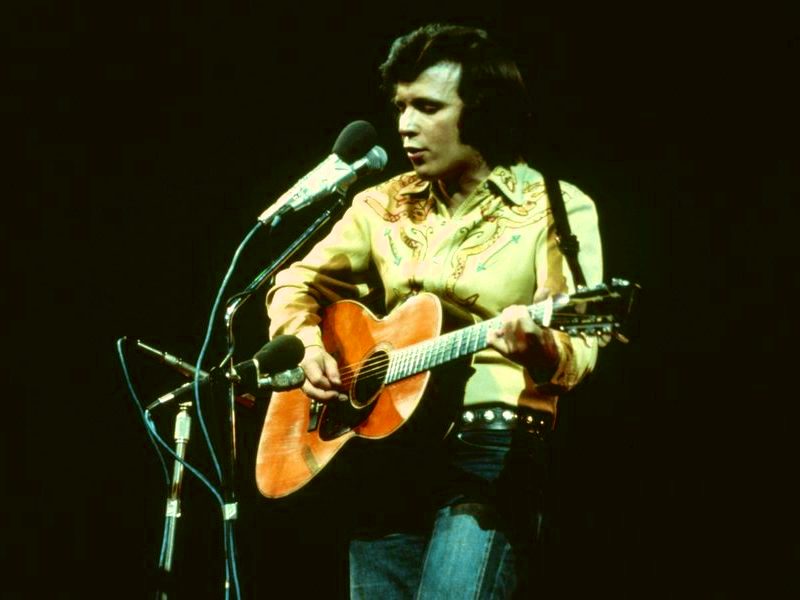 50 YEARS AGO: DON McLEAN'S 'AMERICAN PIE' TOPS THE CHARTS