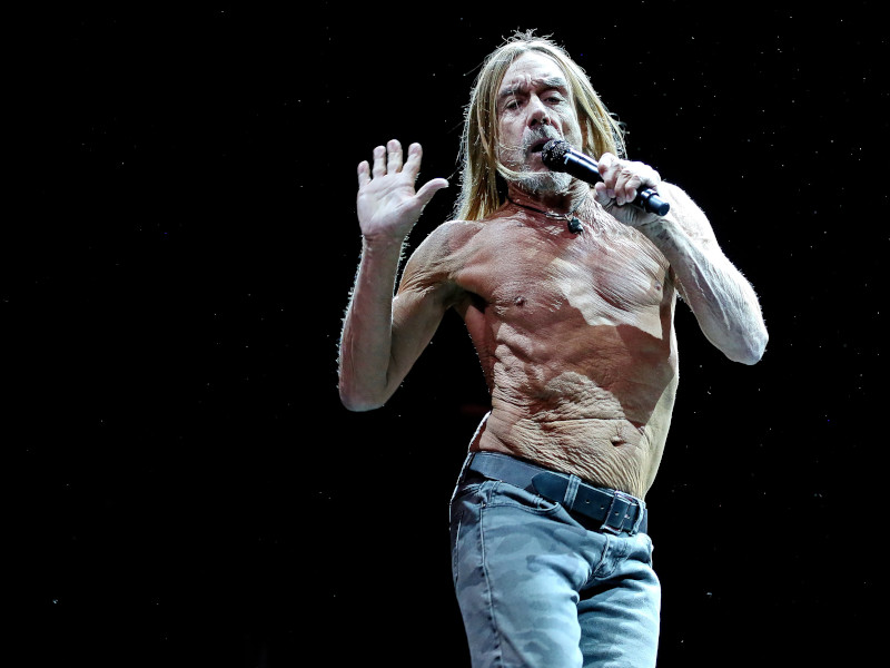 IGGY POP REVEALS HE WAS ASKED TO JOIN AC/DC | Nights Alice Cooper